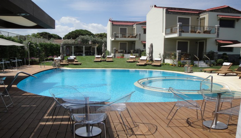 4* Naiades Villas