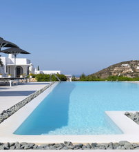 4* Naoussa Hills Boutique Resort