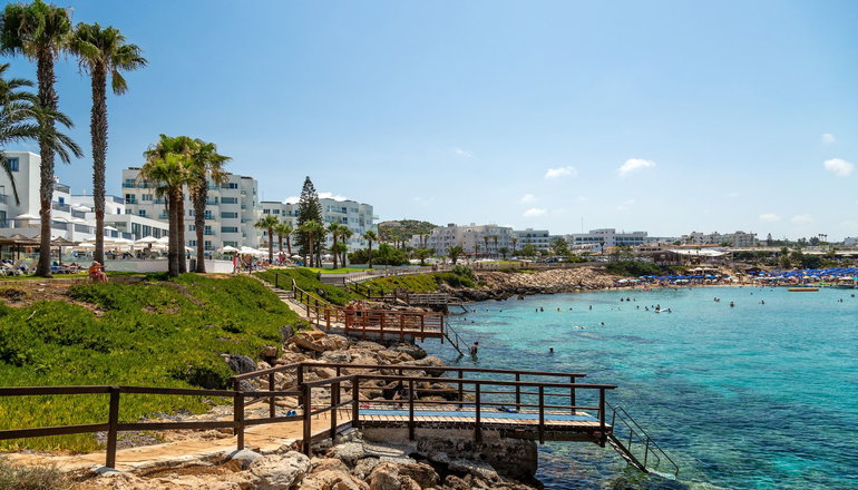 4* Nausicaa Beach