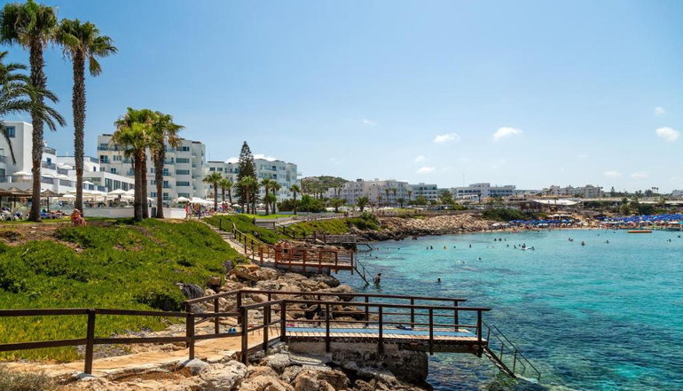 4* Nausicaa Beach