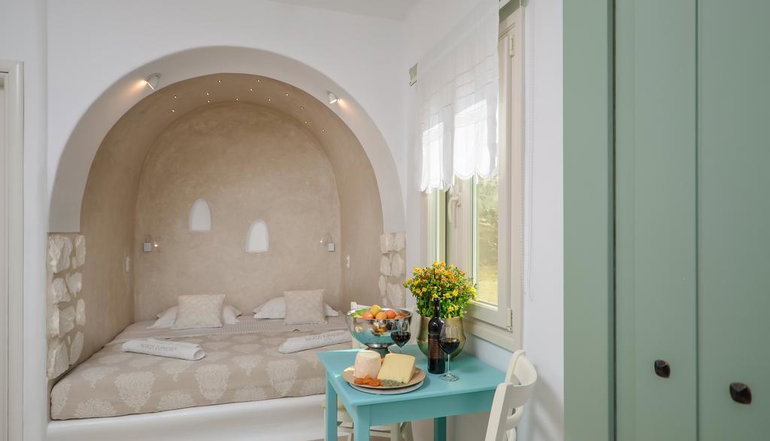 Naxos Euphoria Suites