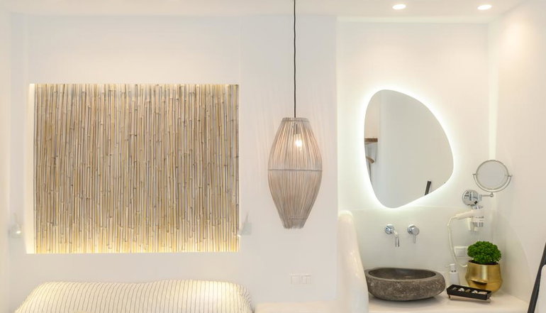 Naxos Euphoria Suites
