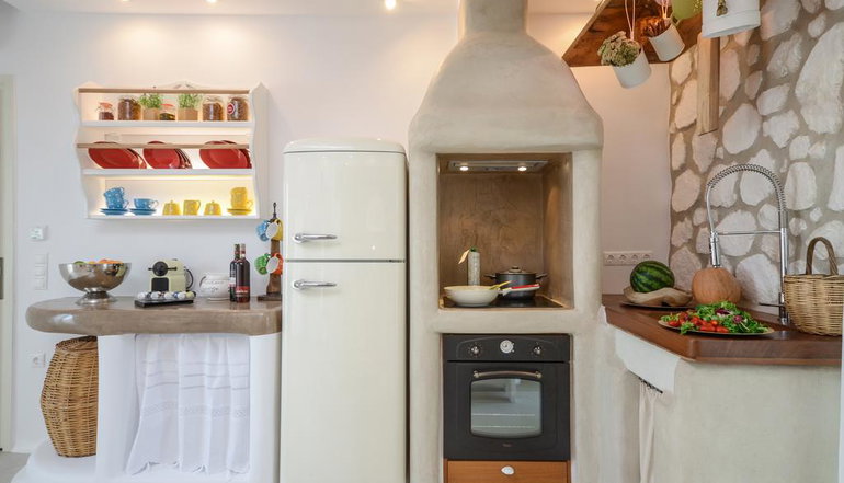 Naxos Euphoria Suites