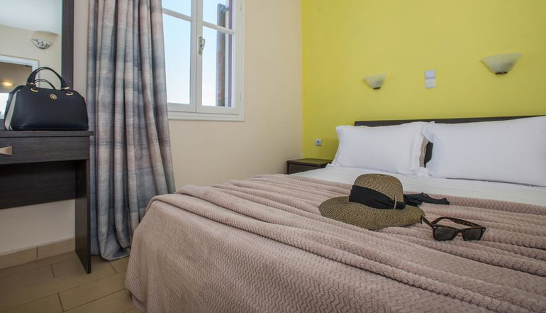 4* Naxos Palace Hotel - Στελίδα, Νάξος