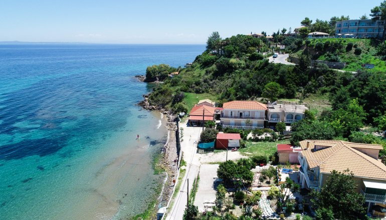 4* Nefeli Beach