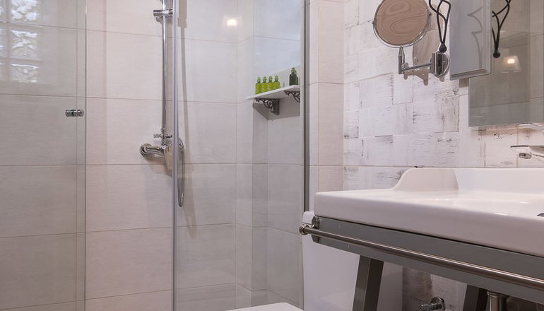 4* Neikos Luxury Suites - Χανιώτη, Χαλκιδική