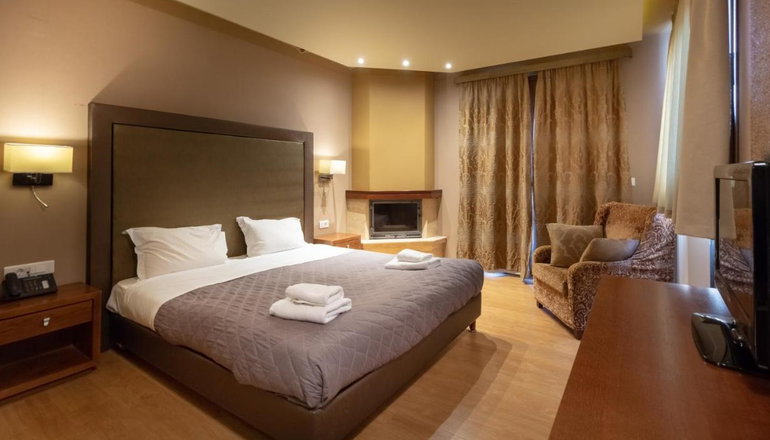 4* Nevros Hotel & Spa
