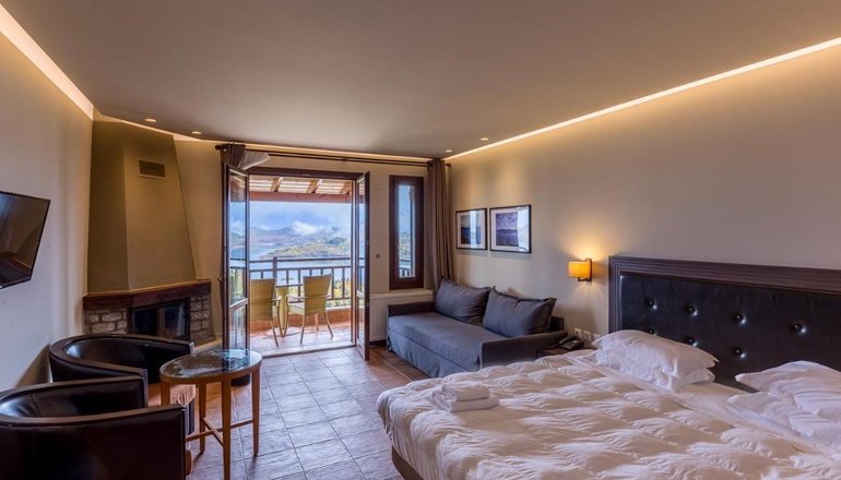 4* Nevros Hotel & Spa