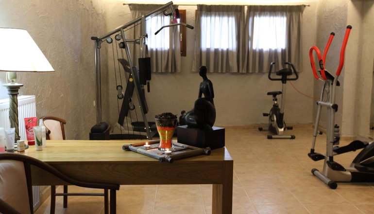 4* Nevros Hotel & Spa