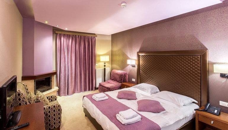 4* Nevros Hotel & Spa