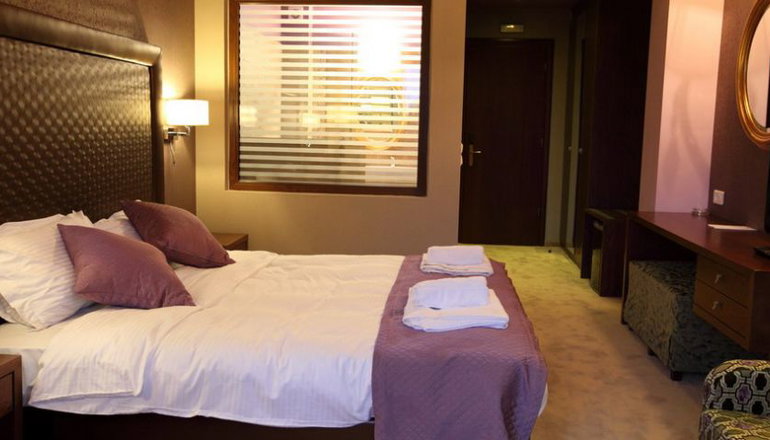 4* Nevros Hotel & Spa