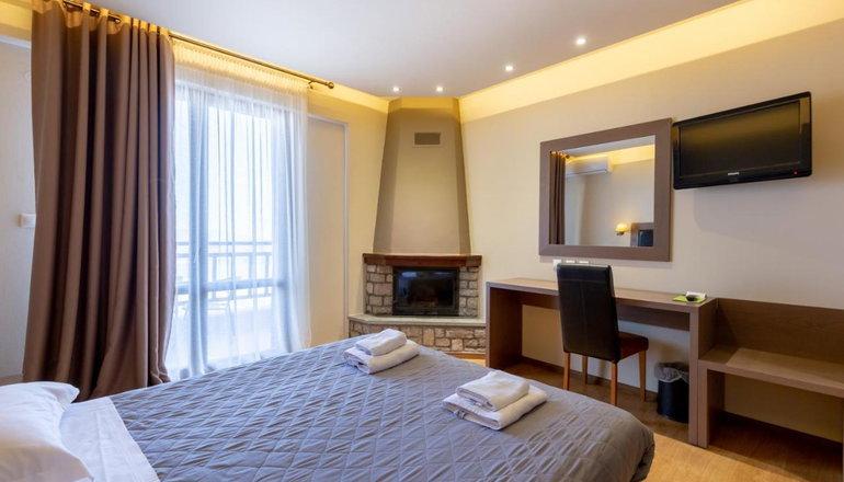 4* Nevros Hotel & Spa