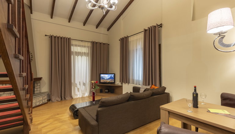 4* Nevros Hotel & Spa