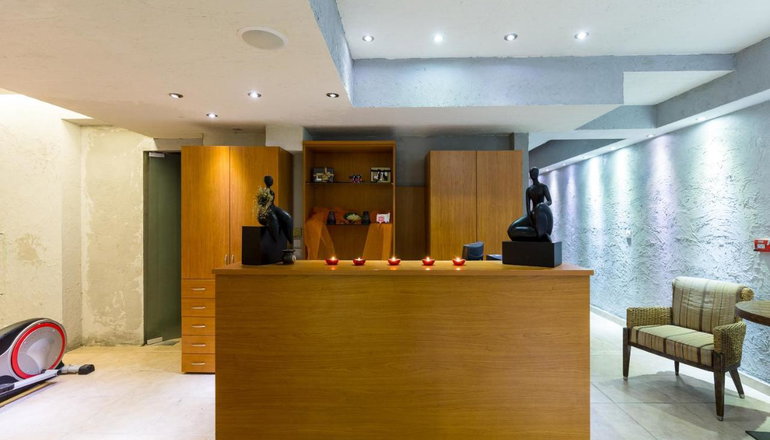 4* Nevros Hotel & Spa