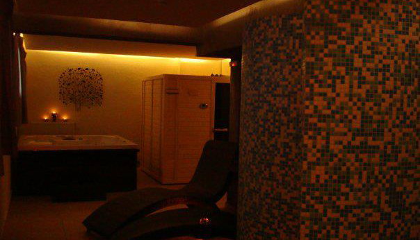 4* Nevros Hotel & Spa