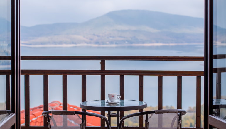 4* Nevros Hotel & Spa