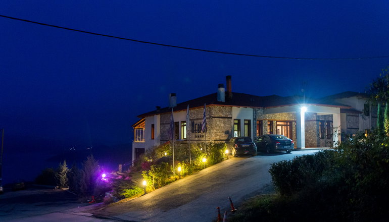 4* Nevros Hotel & Spa