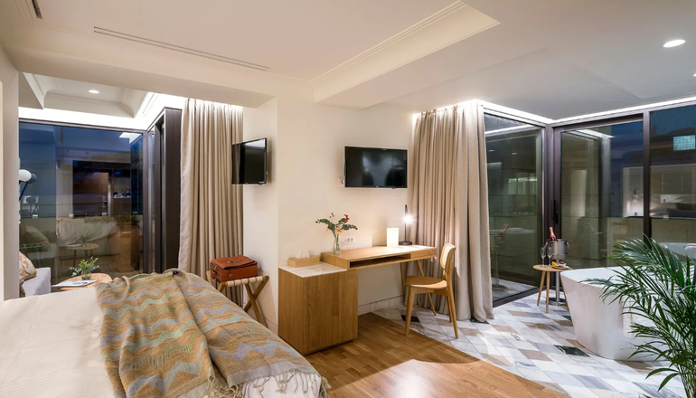 4* Niche Hotel