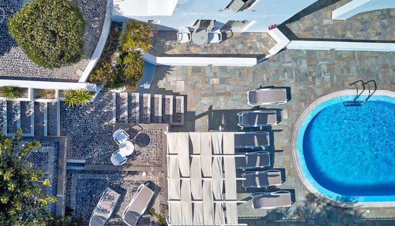 4* Nissos Thira Hotel