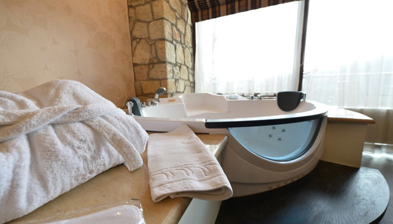 4* Nymfes Hotel & Spa