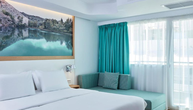 4* Olive Green Hotel