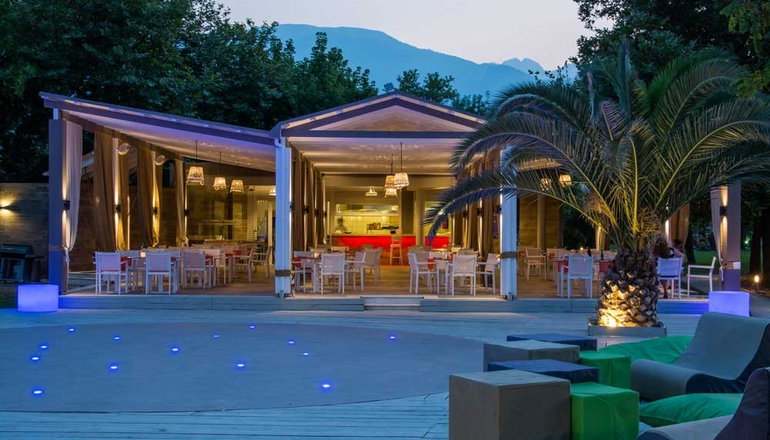 4* Olympian Bay