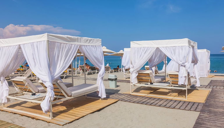 4* Olympian Bay Grand Resort