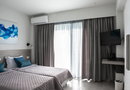 Aqua Suites
