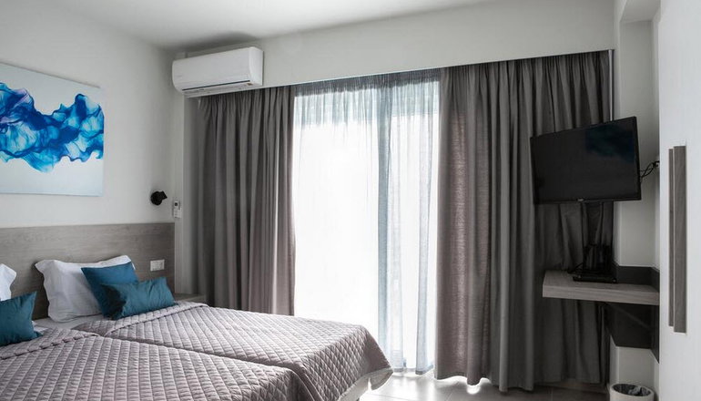 Aqua Suites