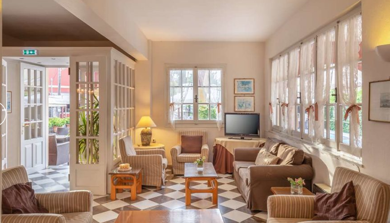 4* Opera Blue Hotel - Γουβιά, Κέρκυρα