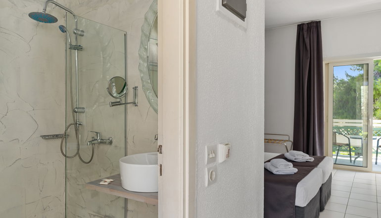 4* Palmariva Beach