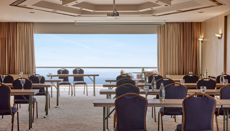 4* Panorama Hotel
