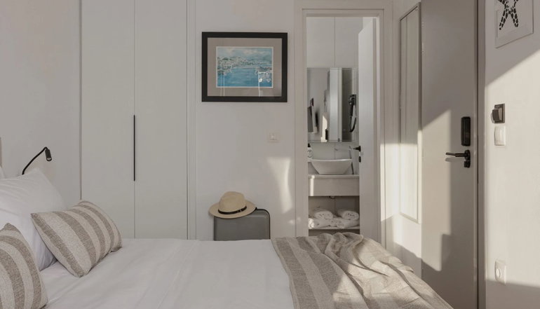 4* Papi Boutique Hotel - Βαθύ, Αίγινα