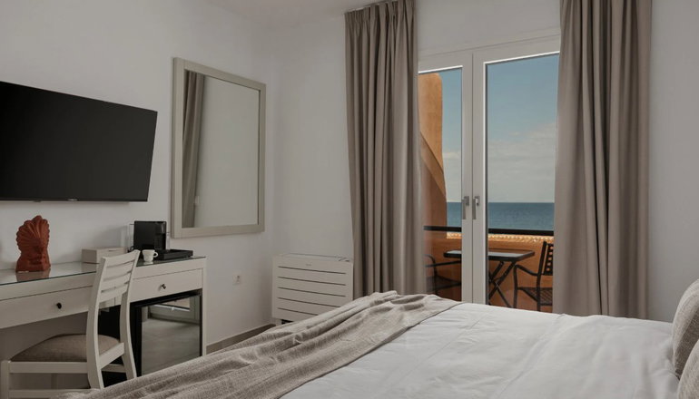 4* Papi Boutique Hotel - Βαθύ, Αίγινα