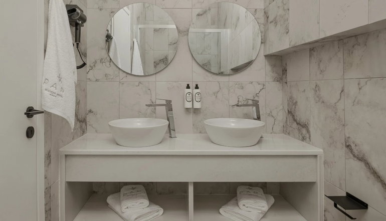 4* Papi Boutique Hotel - Βαθύ, Αίγινα
