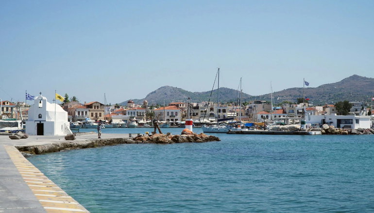 4* Papi Boutique Hotel - Βαθύ, Αίγινα