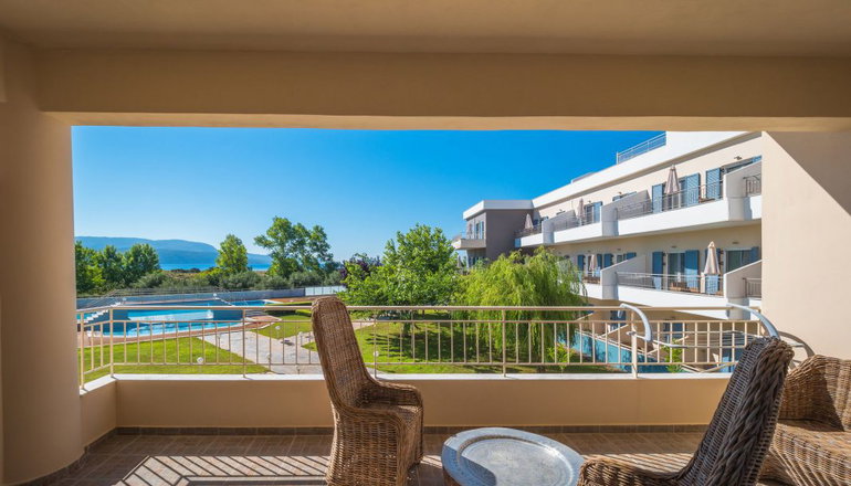 4* Paradise Resort