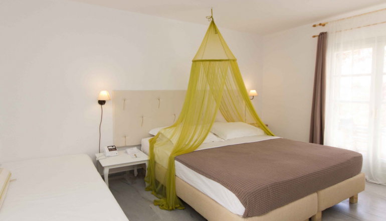 4* Paros Land Hotel