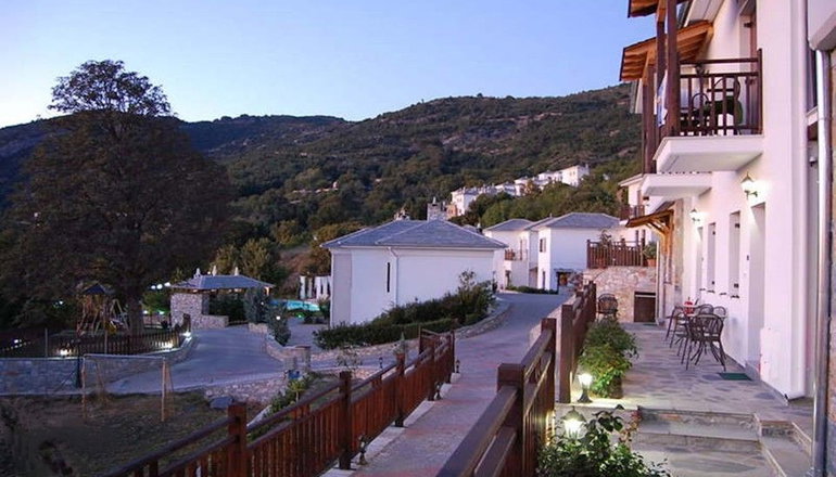 4* Pelion Resort