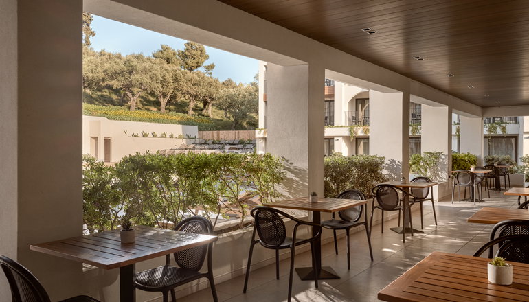 4* Planos Hotel