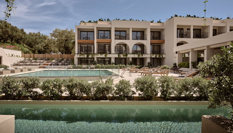 4* Planos Hotel