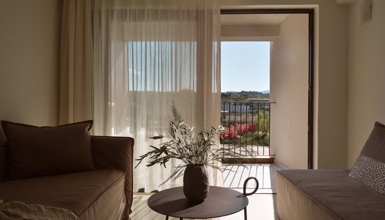 4* Planos Hotel