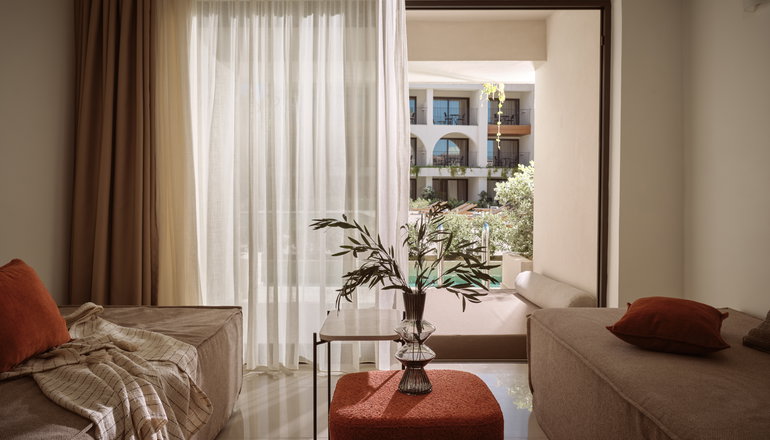 4* Planos Hotel