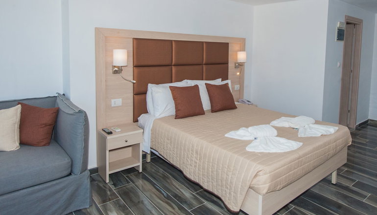 4* Porto Demo Hotel