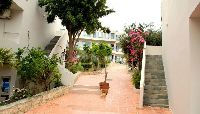 4* Resol Hotel (ex Liza Mary)