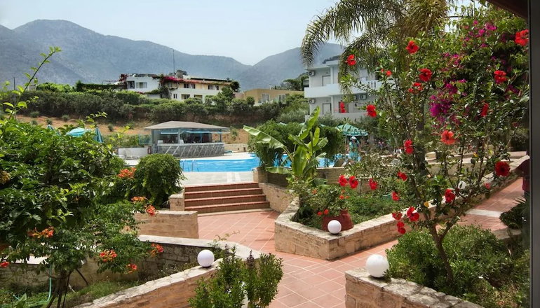 4* Resol Hotel (ex Liza Mary)