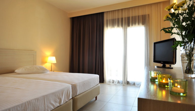 4* Porto Plaza - Άγιος Ιωάννης, Λήμνος