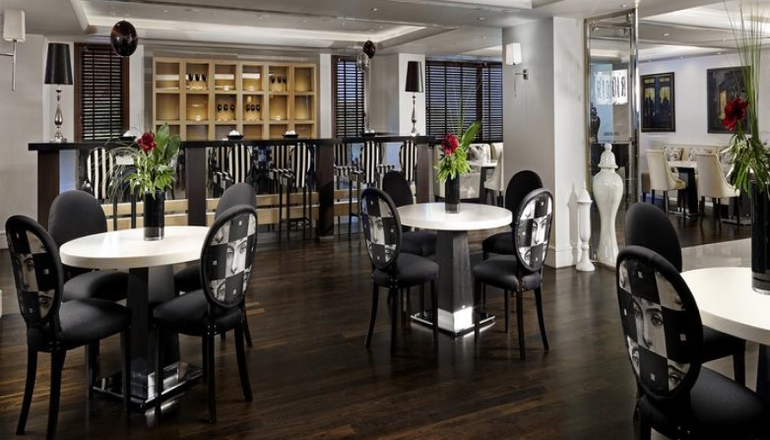 4* Porto Rio Hotel