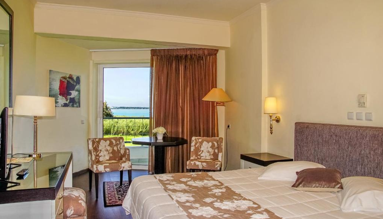 4* Porto Rio Hotel