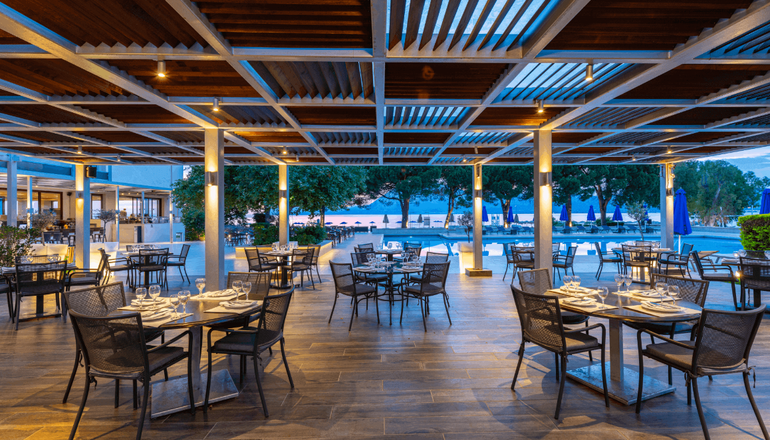 4* Porto Rio Hotel